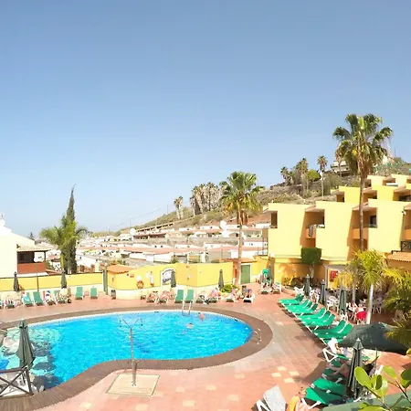 Fabulous With Pool And Sea View