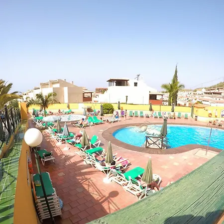 Fabulous With Pool And Sea View 公寓 阿罗纳